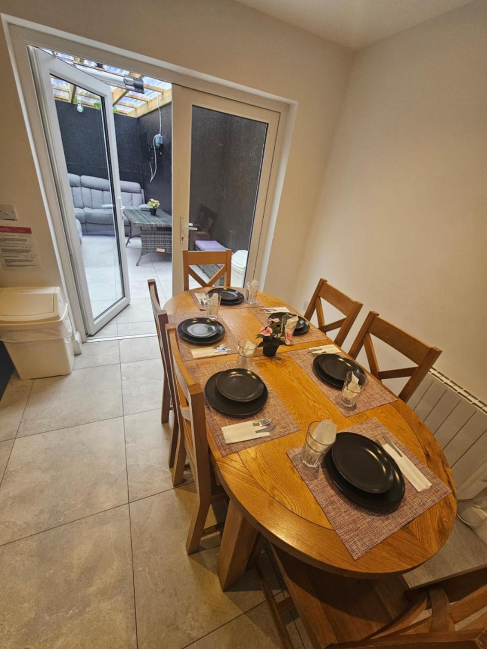 Appartement 3 Eyre Square Lane à Galway Extérieur photo